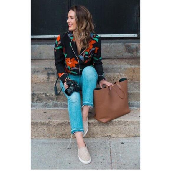 DVF Diane Von Furstenberg Tilly Argos Floral Silk Pajama Top Size P XS - Picture 5 of 9